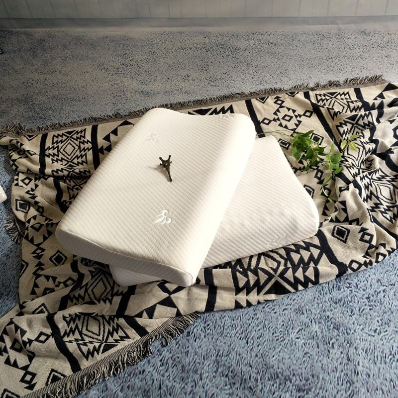 Wolf Tooth Latex Pillow - Soft pillow with great elasticity Manufacturers, Wolf Tooth Latex Pillow - Soft pillow with great elasticity Factory, Supply Wolf Tooth Latex Pillow - Soft pillow with great elasticity