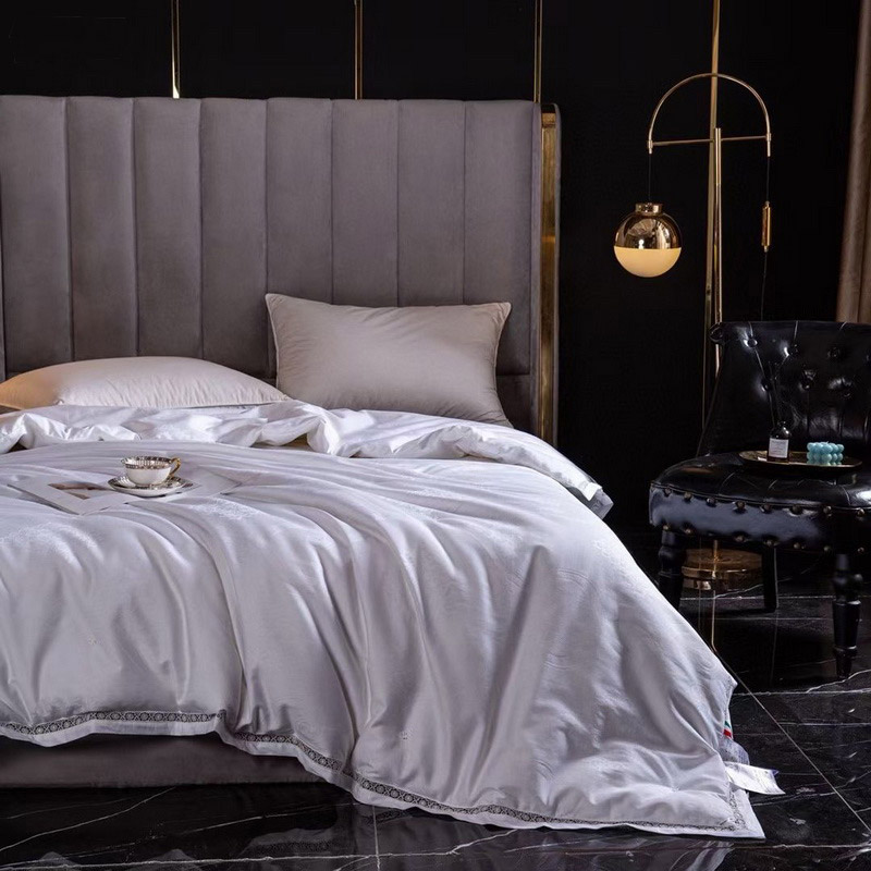 Jacquard Weave Mulberry Silk Quilting Winter Quilts Manufacturers, Jacquard Weave Mulberry Silk Quilting Winter Quilts Factory, Supply Jacquard Weave Mulberry Silk Quilting Winter Quilts