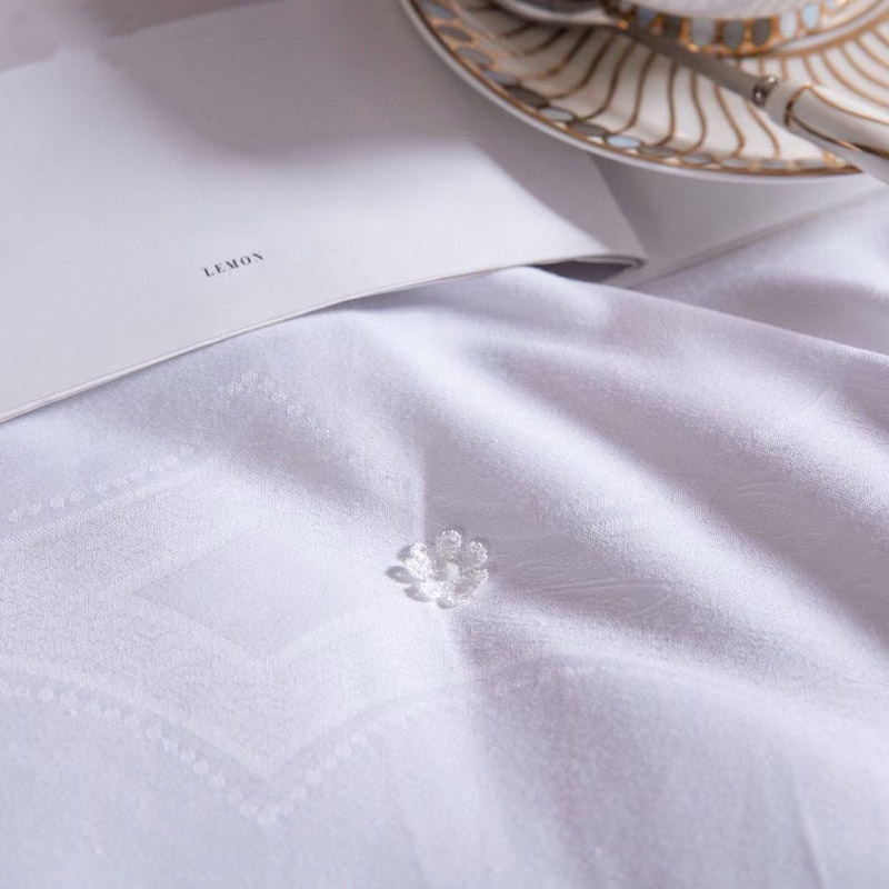 Jacquard Weave Mulberry Silk Quilting Winter Quilts Manufacturers, Jacquard Weave Mulberry Silk Quilting Winter Quilts Factory, Supply Jacquard Weave Mulberry Silk Quilting Winter Quilts